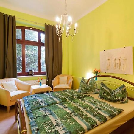 Grosse Ferienwohnung In Dresden-Lobtau ภายนอก รูปภาพ