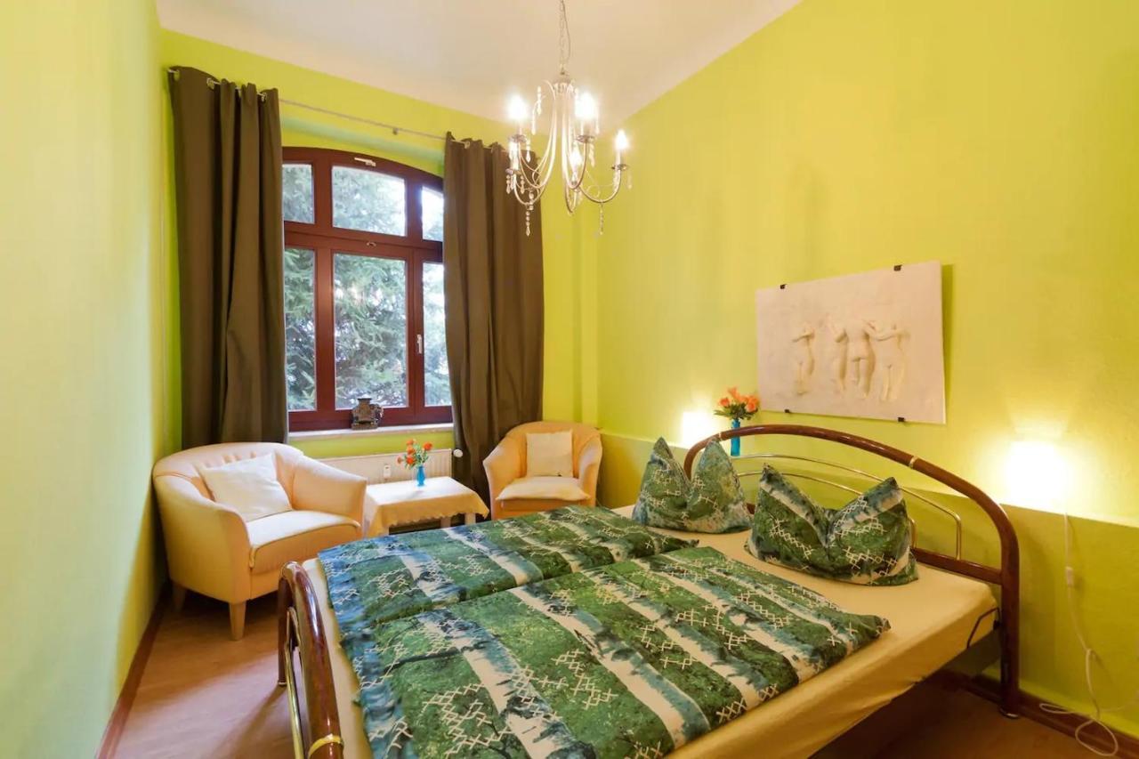 Grosse Ferienwohnung In Dresden-Lobtau ภายนอก รูปภาพ